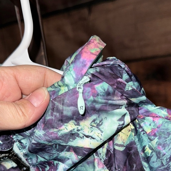 LULULEMON jacket - Picture 6 of 8